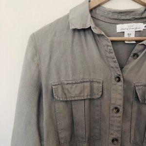 H&M Lyocell chambray button down shirt